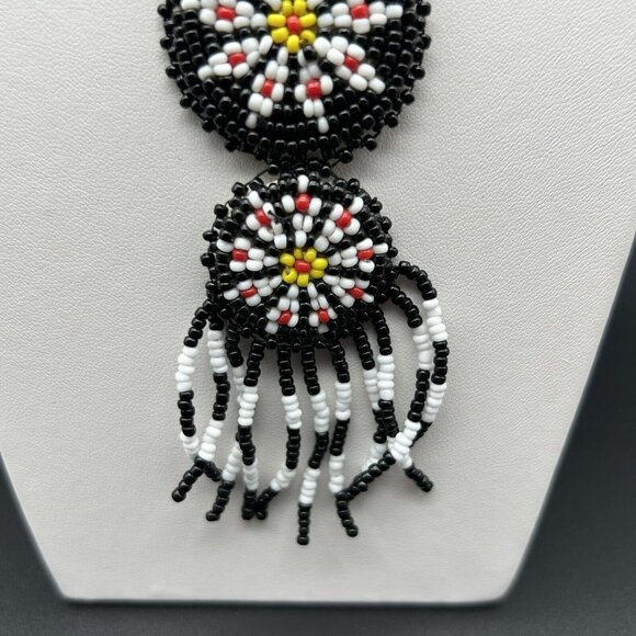 Seed Bead Necklace Native American Handmade Leather Back Medallion Black White - Picture 2 of 5